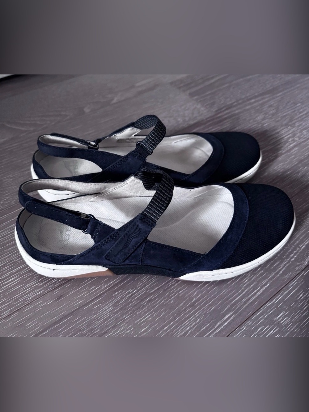 Dansko Raeann Suede Slingback Mary Jane Shoes Sz 39 Navy Blue and Black US 8.5